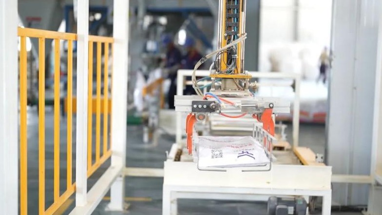 孪井滩 以通信技术开发为引擎，打造绿色工厂，撬动发展新动能